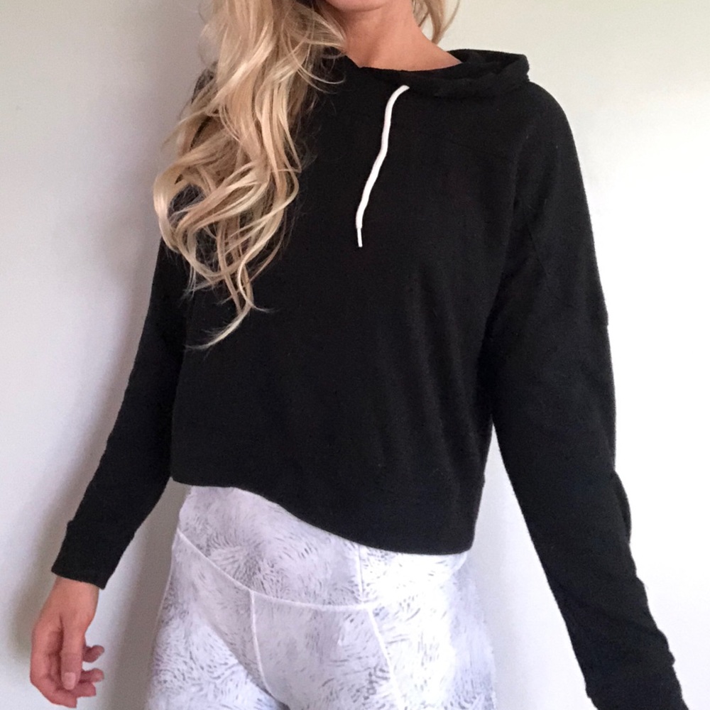 Long crop sweatshirt